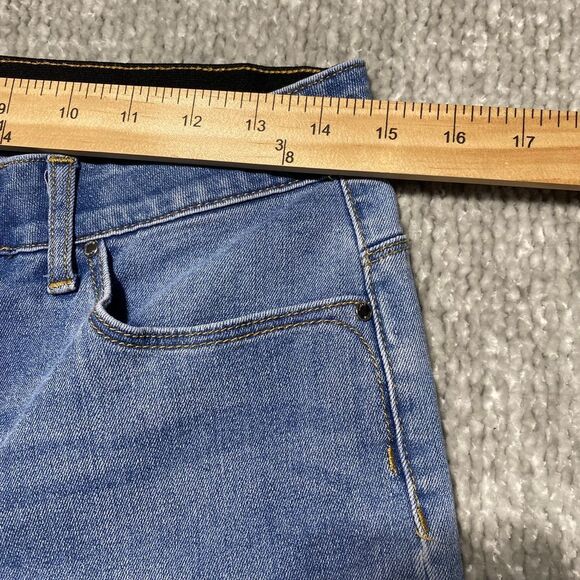 White House Black Market Light Wash Bootcut Jeans Classic Flare Leg Size 10R - Picture 4 of 7